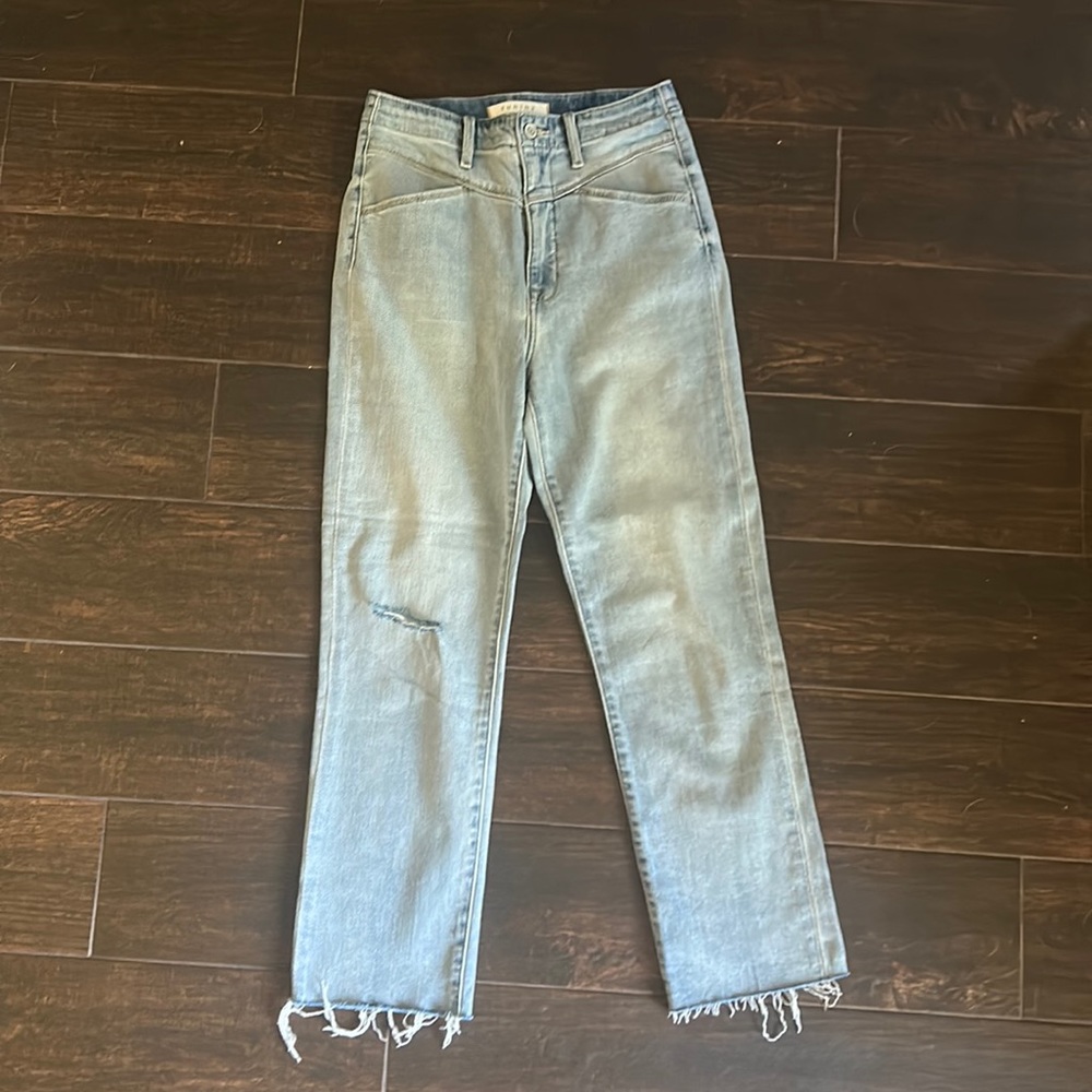 Brand new never worn size 27 straight cropped jeans